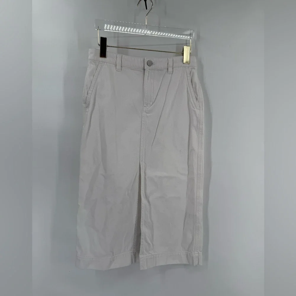 Vince white denim skirt‎ with front slit size 25